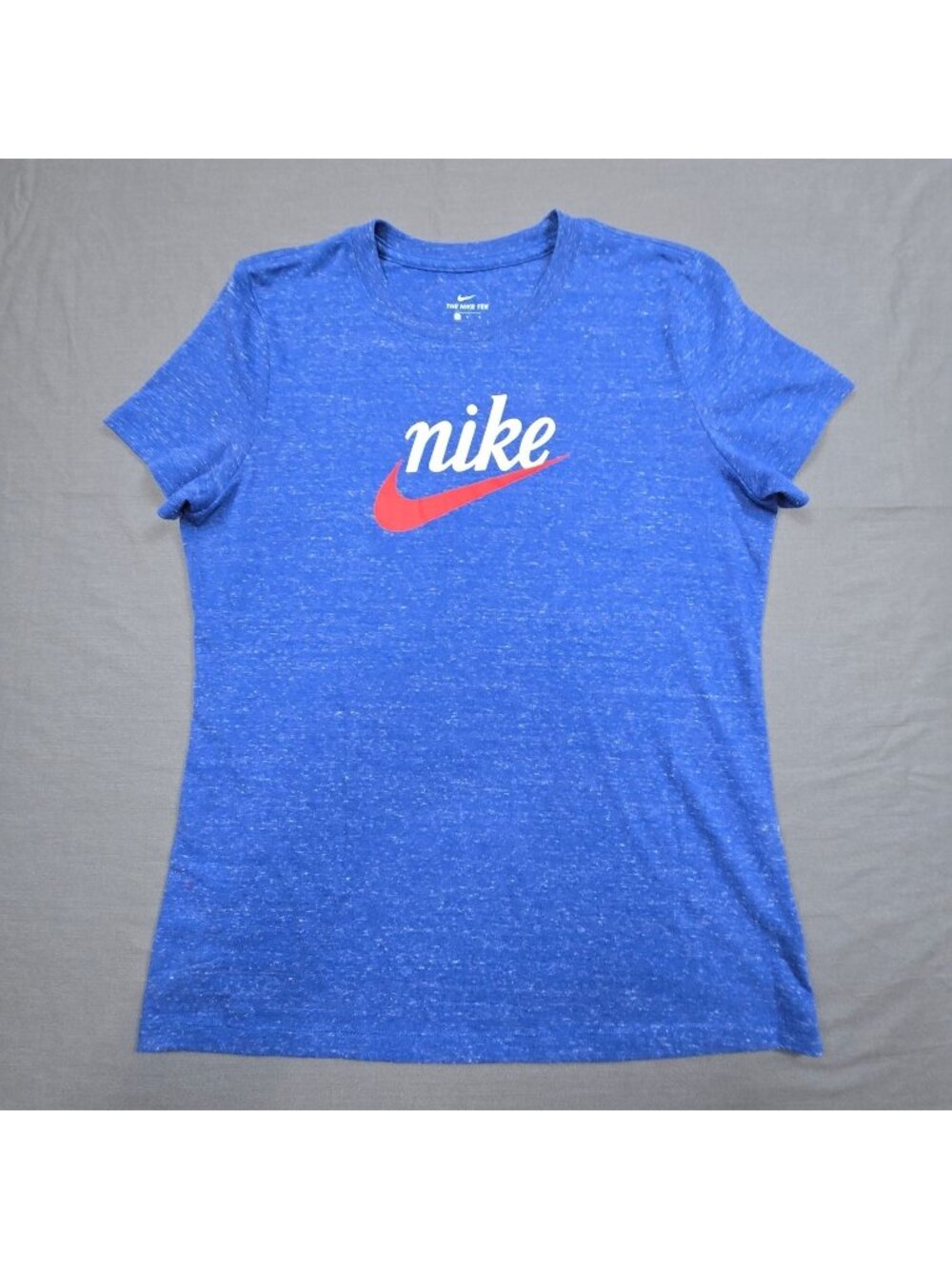 Nike Womens Large Blue Graphic Tee Red Logo Cotton Blend Crew Neck - Picture 1 of 4